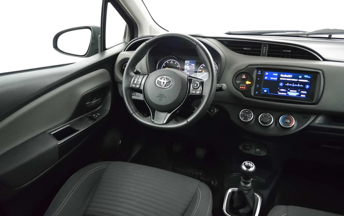 Toyota Yaris cena 49799 przebieg: 149999, rok produkcji 2020 z Zawichost małe 596